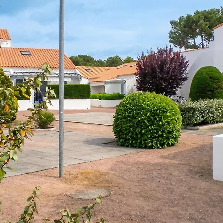 Holiday home Maison Accueillante A Avec Terrasse Saint-Jean-de-Monts